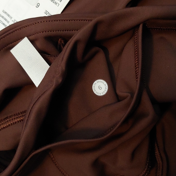 NWT Lululemon Fast and Free Tight II 25" - Picture 5 of 6
